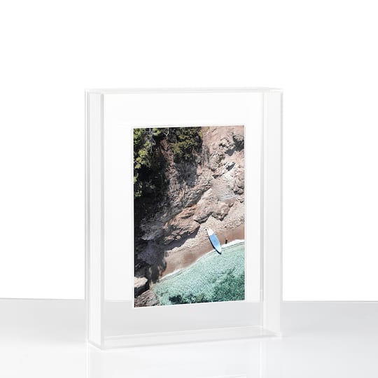 Wexel Art Frost Float Frame with Magnetic Photo Holder